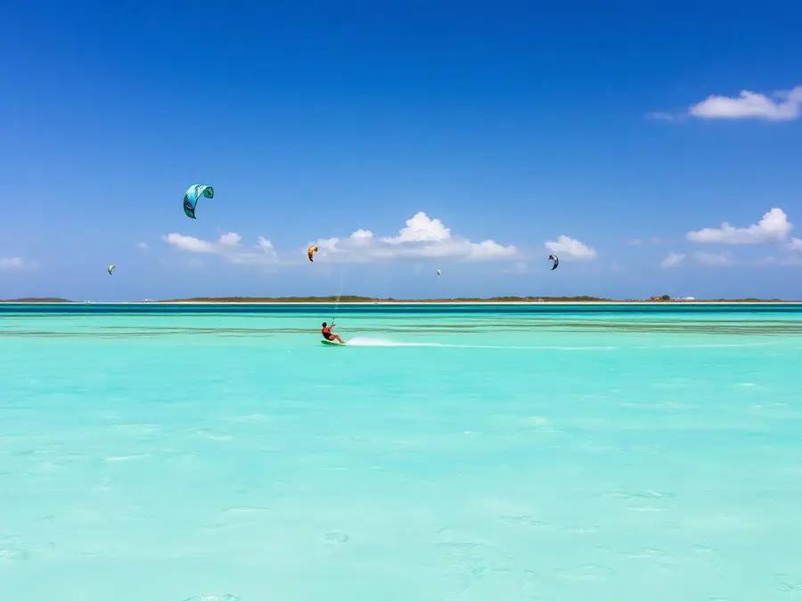 Kite & windsurf